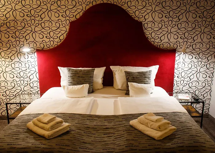 Naegler'S Fine Lounge Hotel